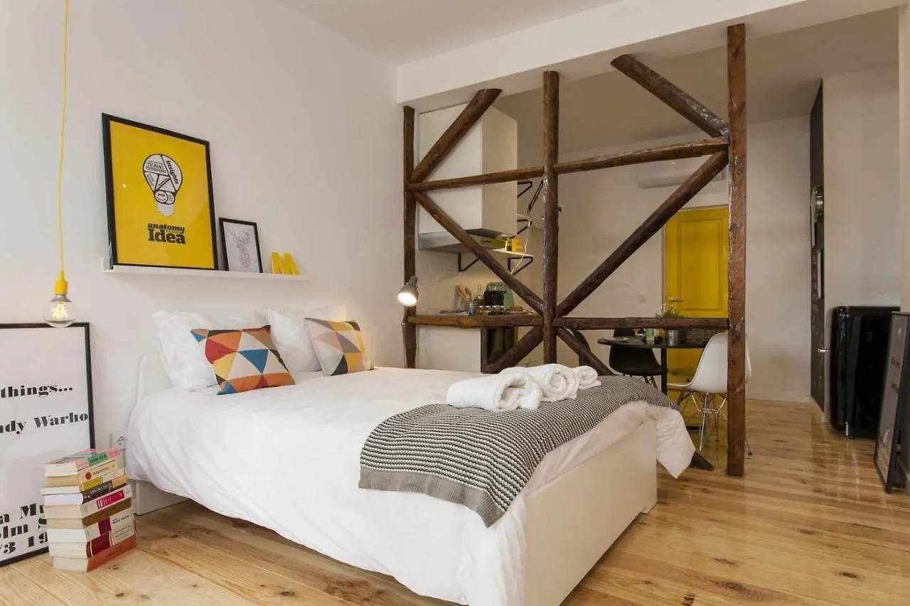 Appartement Yellow Design Studio Chiado City Center Lissabon Portugal